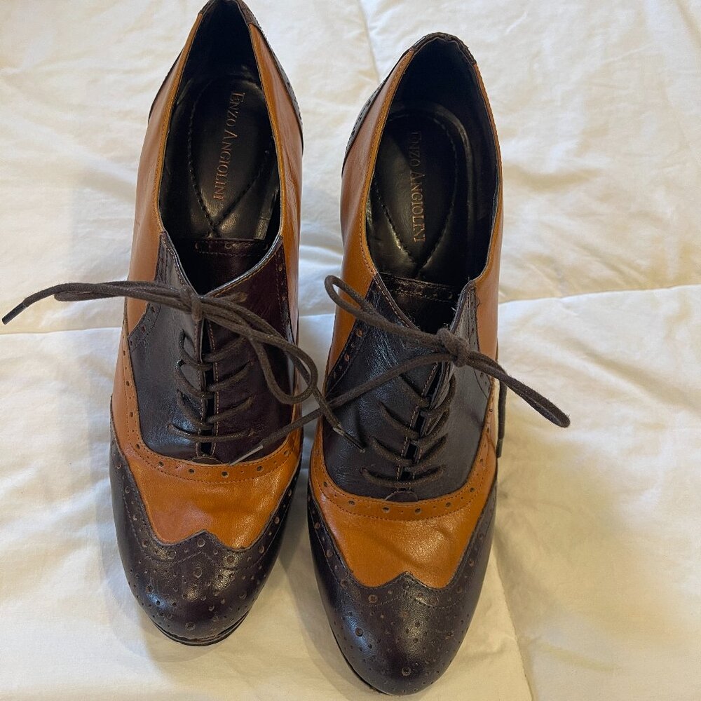 Saddle heel Shoes size 8 Vintage Enzo Angolini brown tan lace up . Flawed